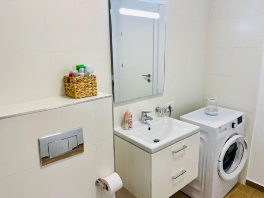 Joy City Stay Vivalia 7B-26 Тимишоара Экстерьер фото
